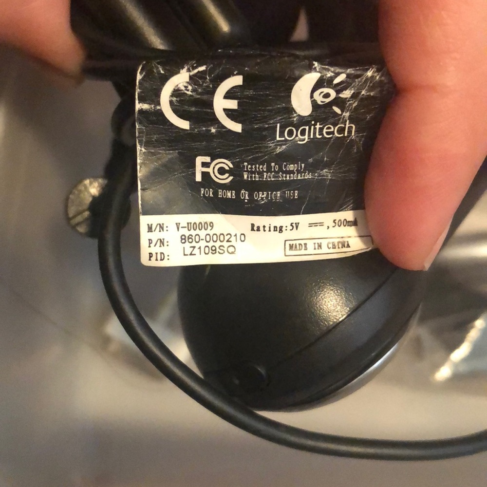 Logitech camera - Picture 3 of 3